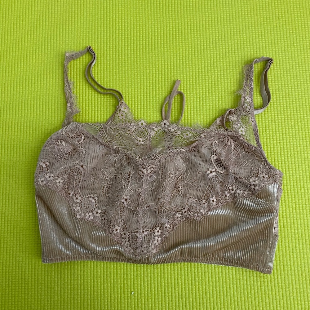 Beige/Nude Lacy Bralette
